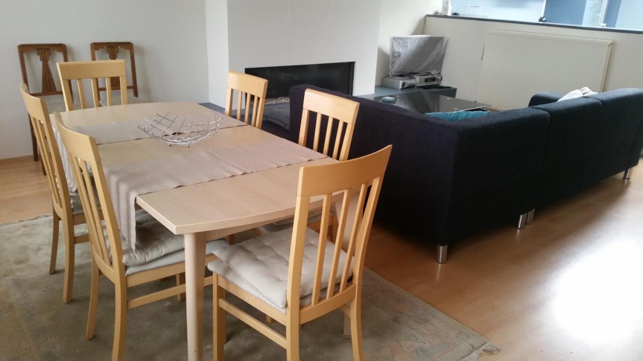 Het Kanaalhuis Kortrijk Buitenkant foto